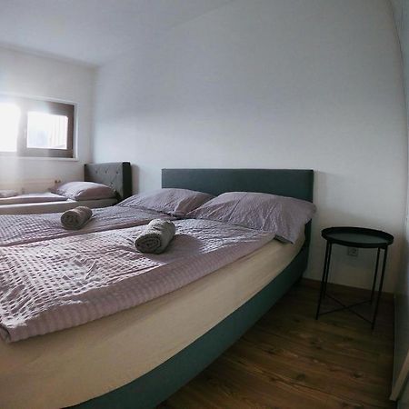 Aspern Nationalpark Apartment Wenen Buitenkant foto